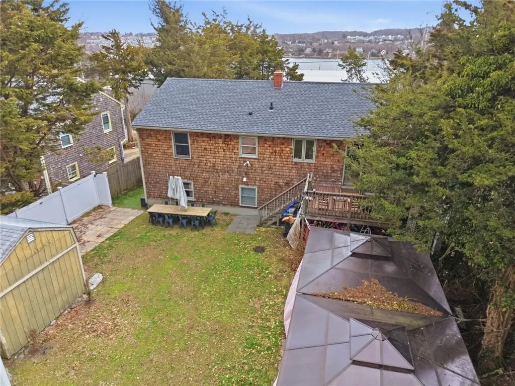 118 King Phillip Street Portsmouth RI 02871