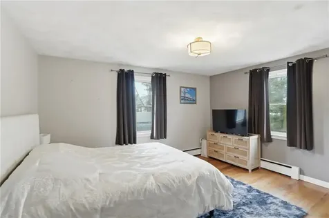 118 King Phillip Street Portsmouth RI 02871