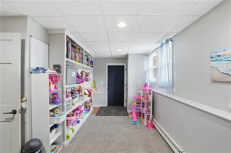 118 King Phillip Street Portsmouth RI 02871