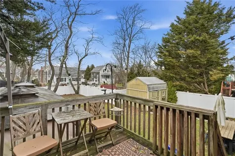 118 King Phillip Street Portsmouth RI 02871