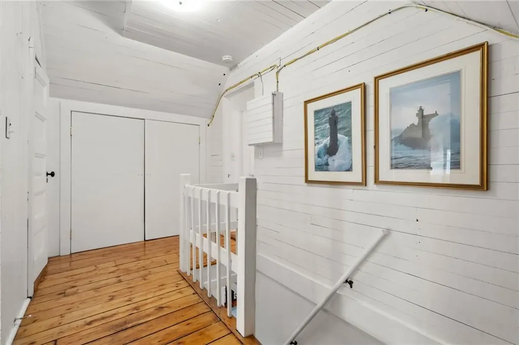 34 Bull Street Newport RI 02840