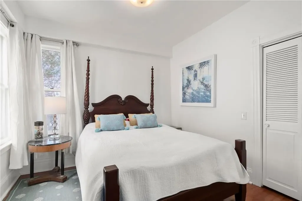 34 Bull Street Newport RI 02840