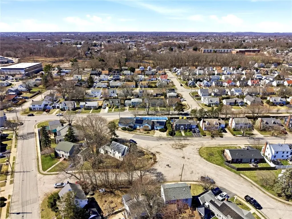 111 Roger Williams Circle Cranston RI 02905