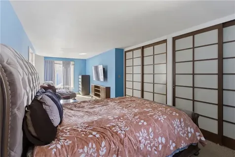 111 Roger Williams Circle Cranston RI 02905