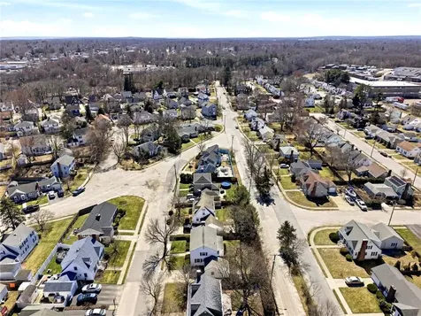 111 Roger Williams Circle Cranston RI 02905
