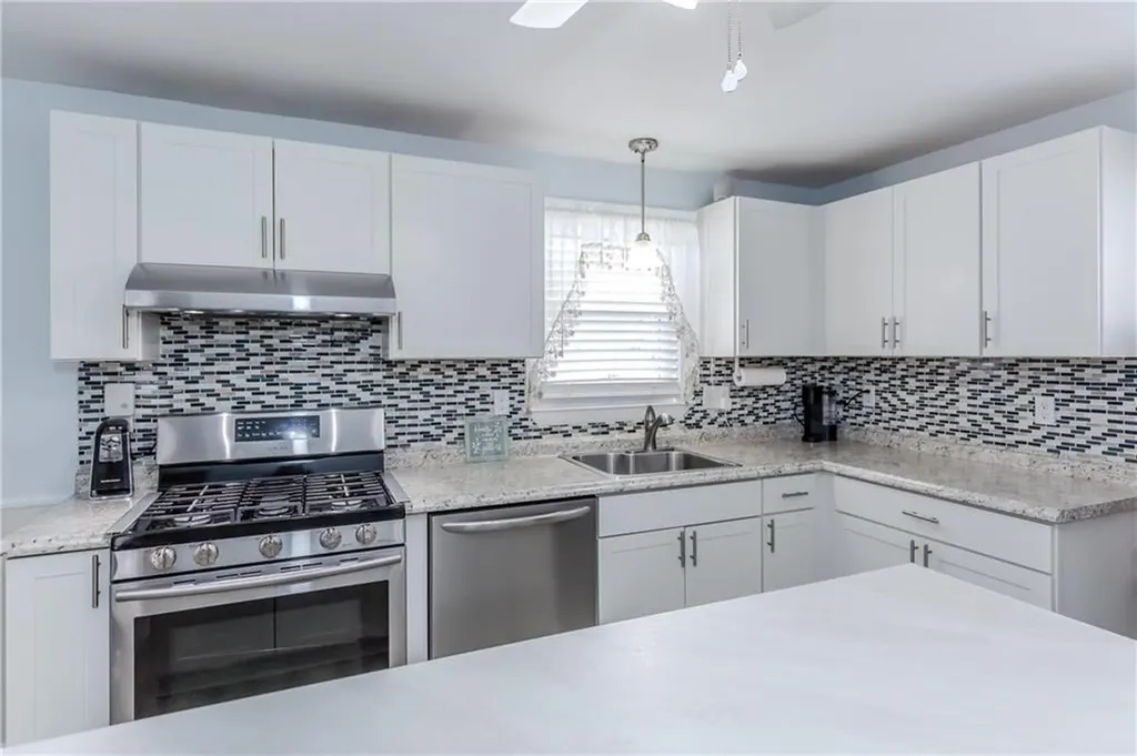 45 Dover Street Pawtucket RI 02860