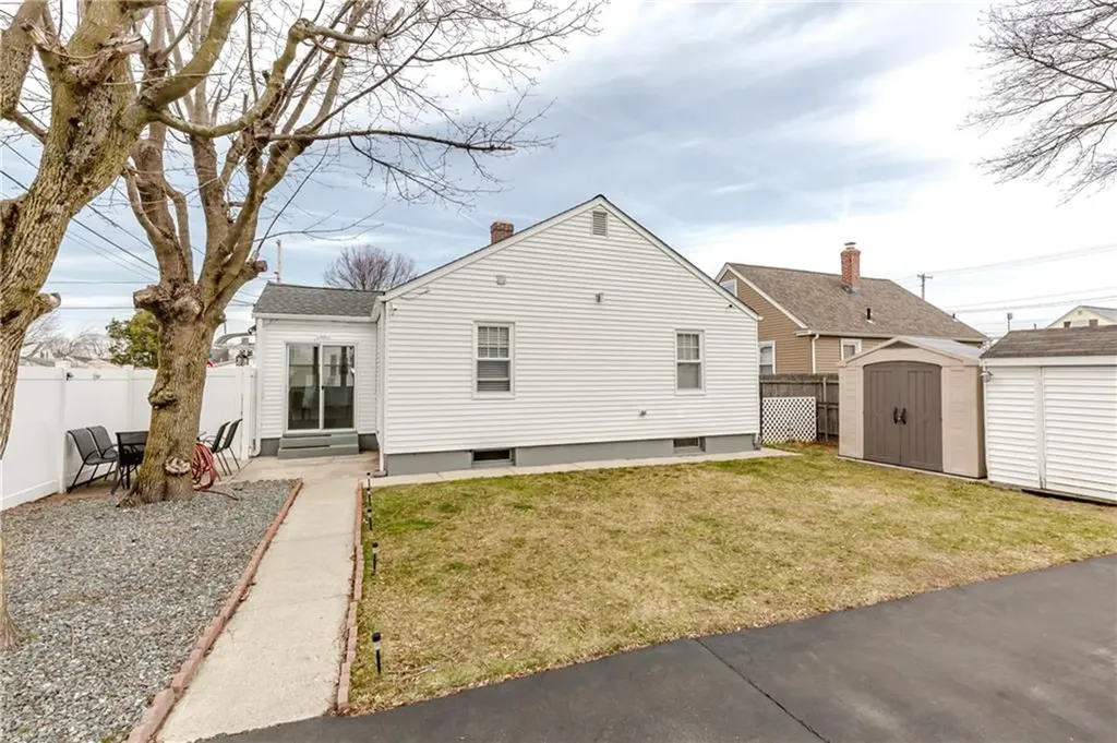 45 Dover Street Pawtucket RI 02860
