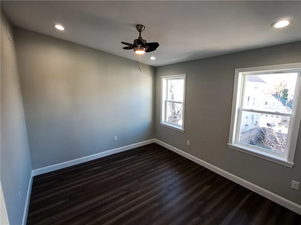 33 Grand Street Providence RI 02907