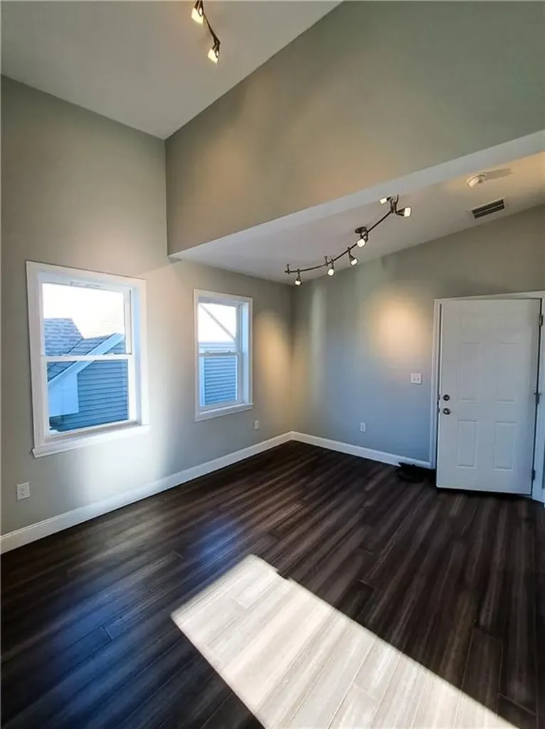 33 Grand Street Providence RI 02907