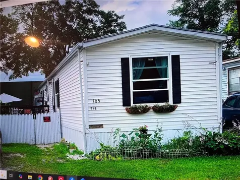 245 Manton Street Pawtucket RI 02861