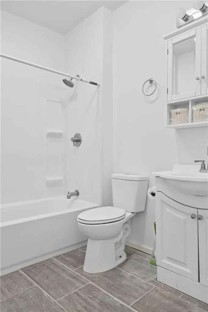 236 Dudley Street Providence RI 02907