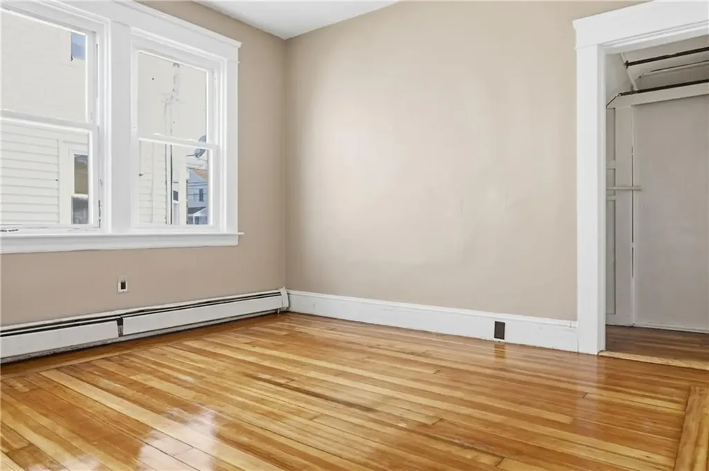 297 Vermont Avenue Providence RI 02905