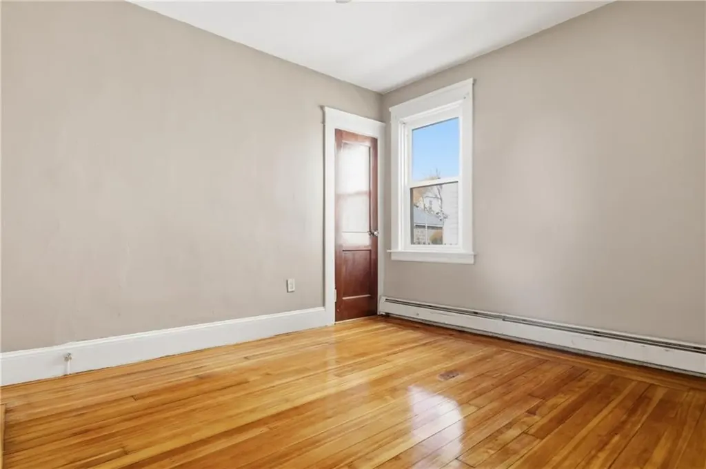 297 Vermont Avenue Providence RI 02905