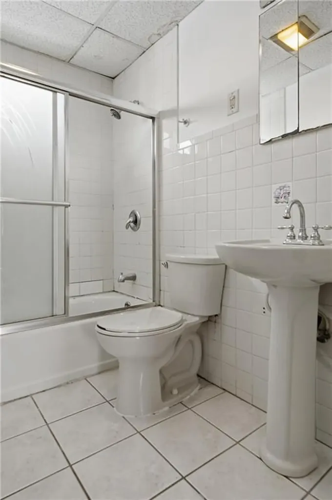 297 Vermont Avenue Providence RI 02905