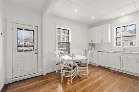 42 Mann Avenue Newport RI 02840