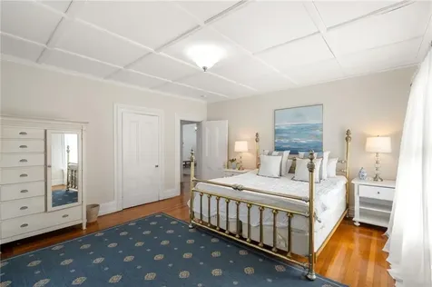 42 Mann Avenue Newport RI 02840