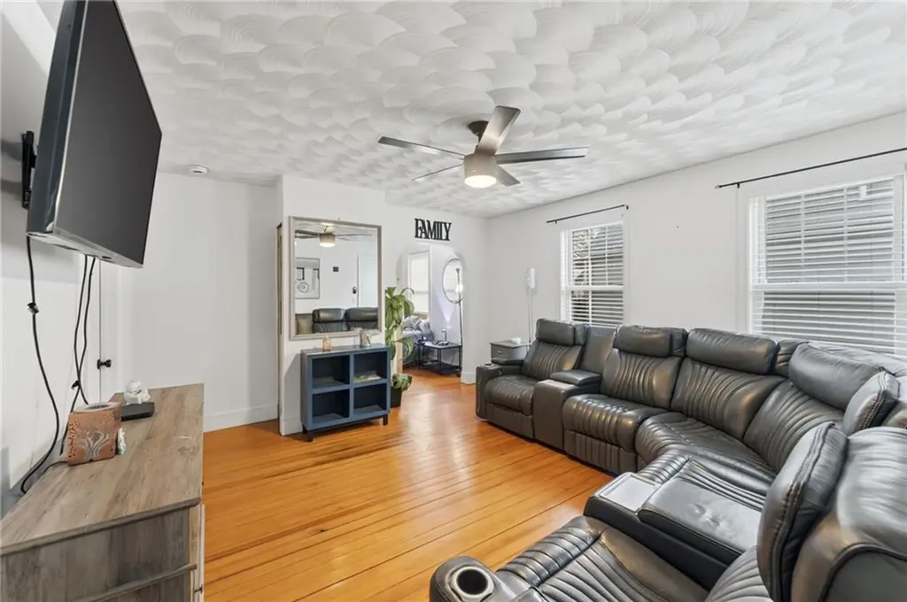 46 Slade Street Pawtucket RI 02861