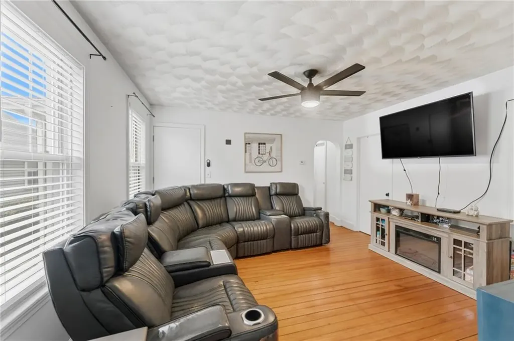 46 Slade Street Pawtucket RI 02861