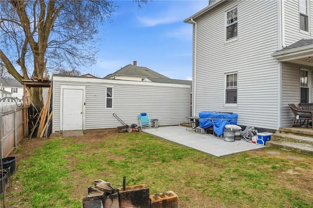 46 Slade Street Pawtucket RI 02861