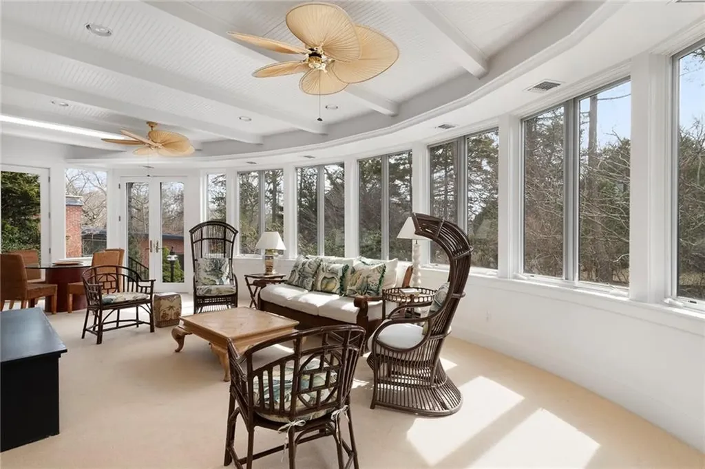 25 Linden Drive Providence RI 02906