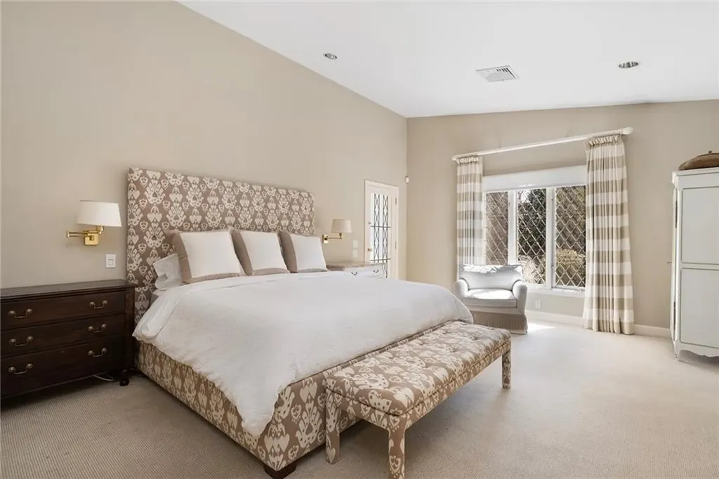 25 Linden Drive Providence RI 02906