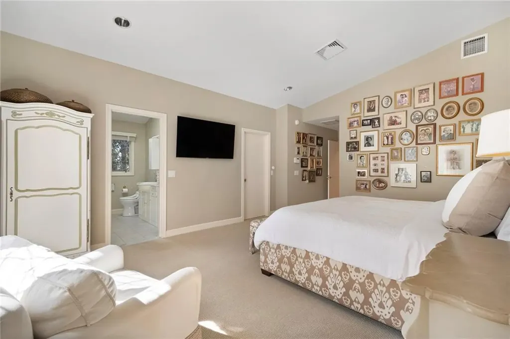 25 Linden Drive Providence RI 02906