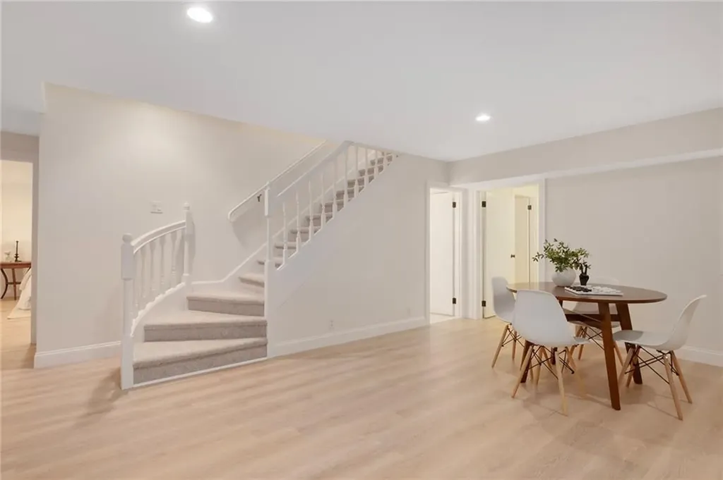 25 Linden Drive Providence RI 02906