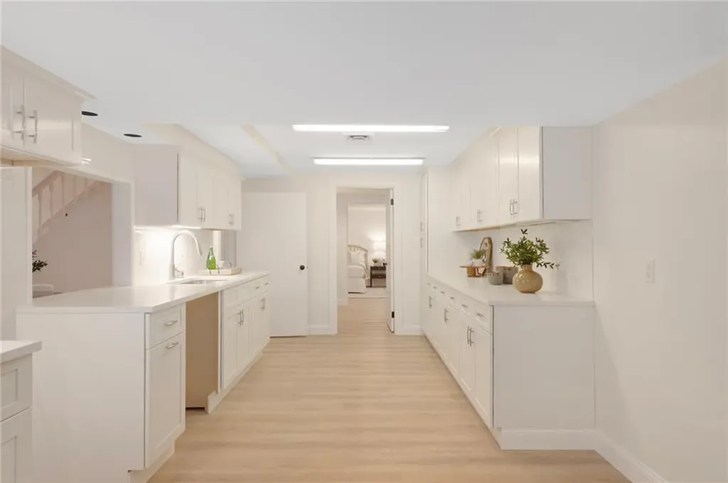25 Linden Drive Providence RI 02906