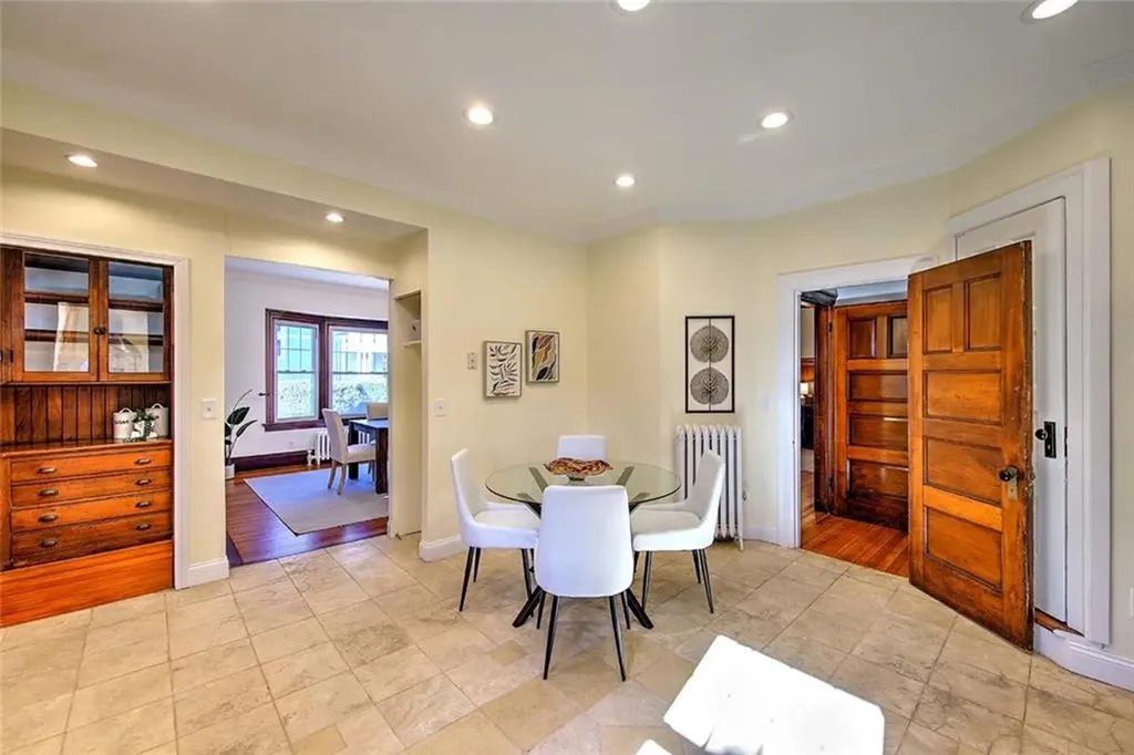 20 Taber Avenue Providence RI 02906