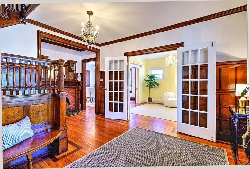 20 Taber Avenue Providence RI 02906
