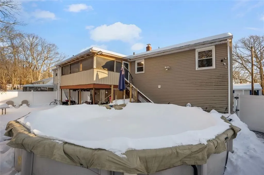 3 Vineland Avenue North Providence RI 02911