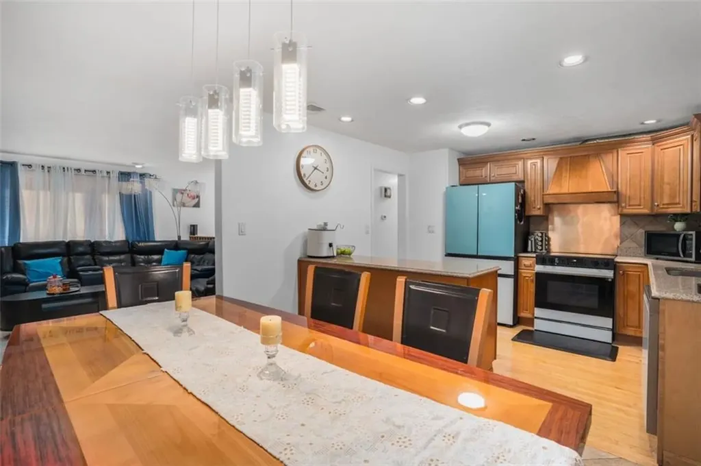 3 Vineland Avenue North Providence RI 02911