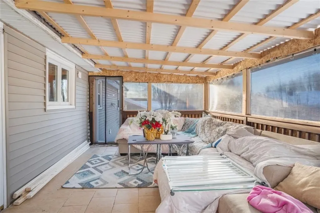 3 Vineland Avenue North Providence RI 02911