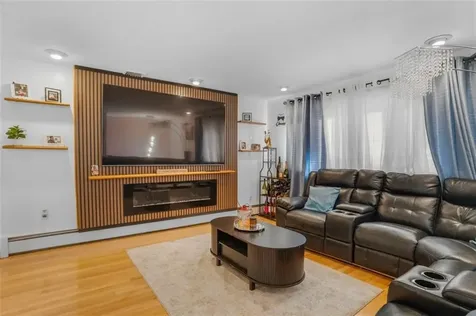 3 Vineland Avenue North Providence RI 02911
