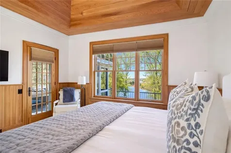 7 Spring Pond Road Westerly RI 02891