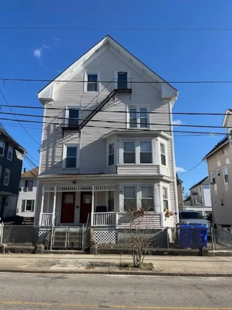 128 130 Summer Street Central Falls RI 02863