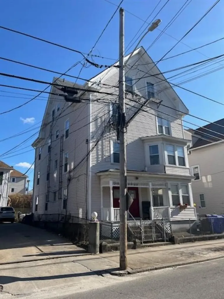 128 130 Summer Street Central Falls RI 02863