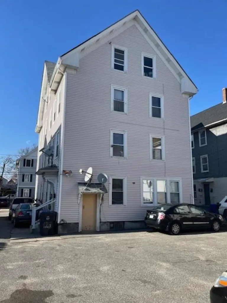 128 130 Summer Street Central Falls RI 02863