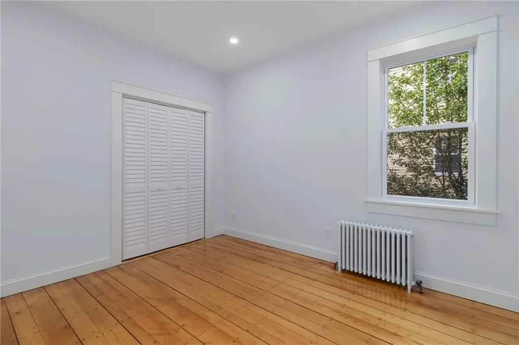 43 E George Street Providence RI 02906