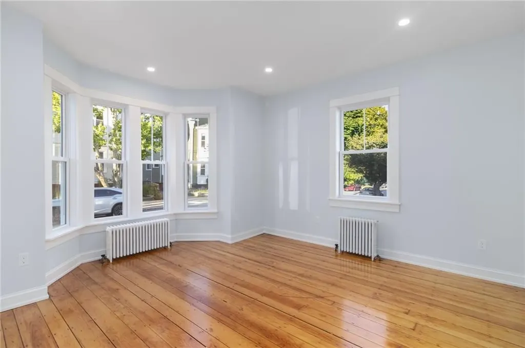 43 E George Street Providence RI 02906