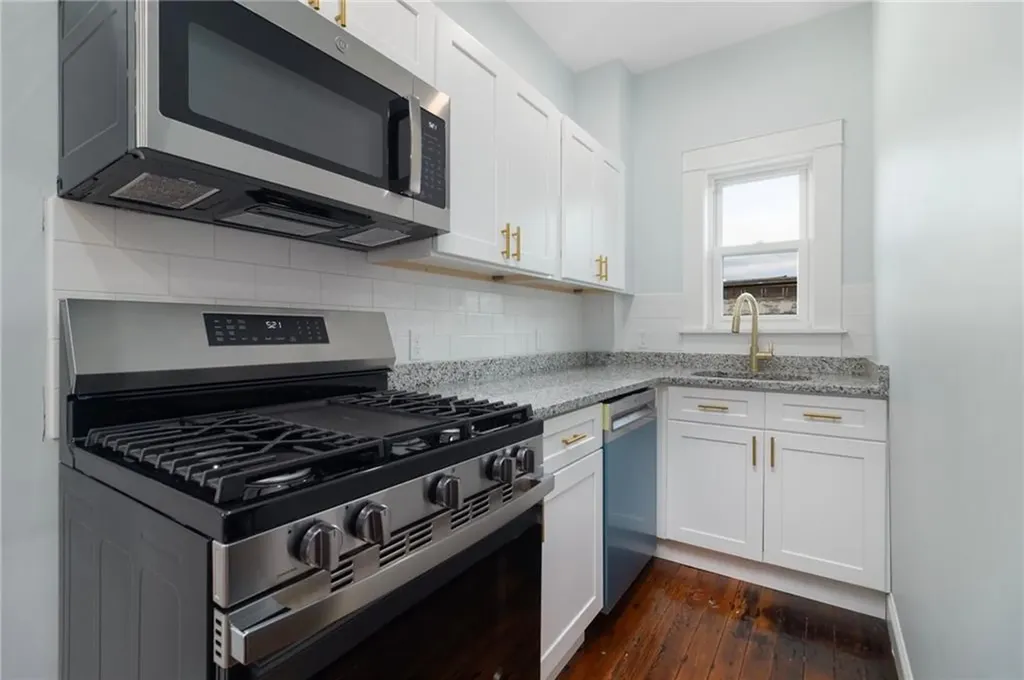 43 E George Street Providence RI 02906