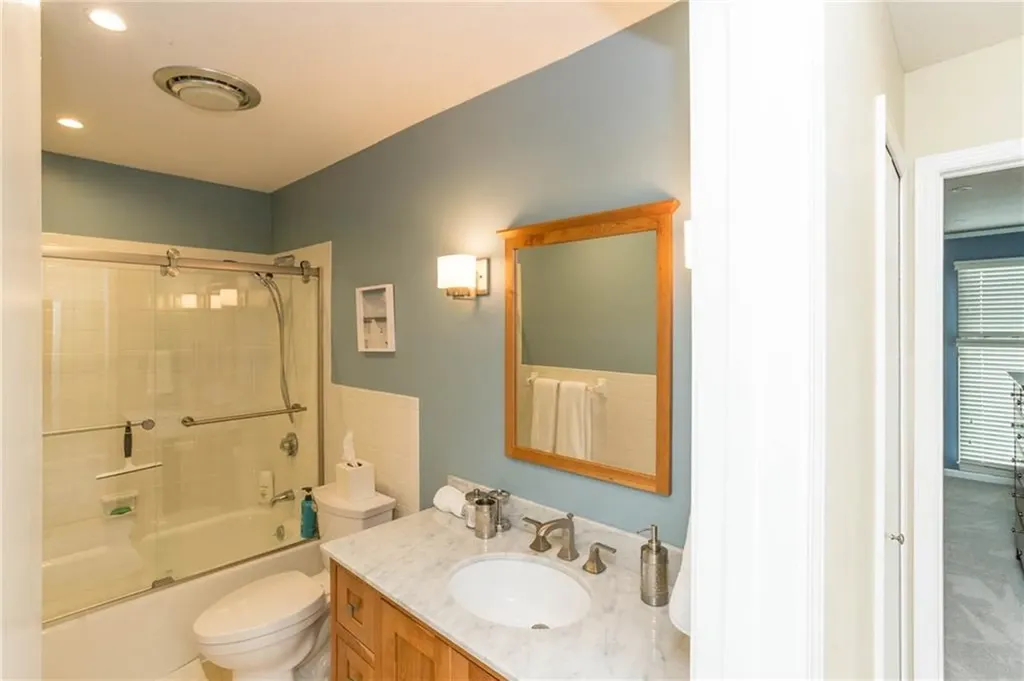 319 Swans Wharf Row Newport RI 02840