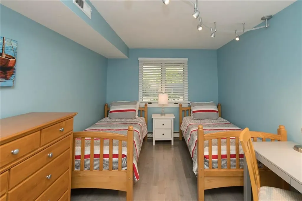 319 Swans Wharf Row Newport RI 02840