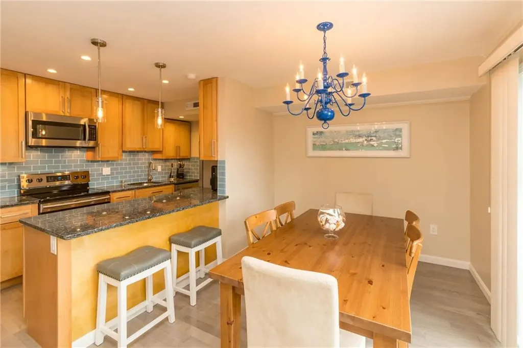 319 Swans Wharf Row Newport RI 02840