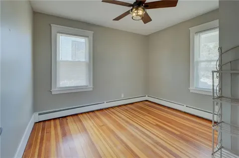 66 Roanoke Street Providence RI 02908