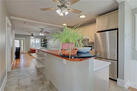 66 Roanoke Street Providence RI 02908