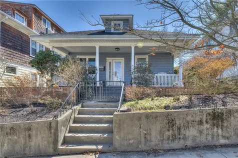 66 Roanoke Street Providence RI 02908