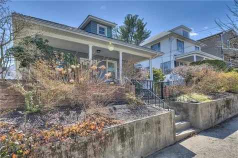 66 Roanoke Street Providence RI 02908