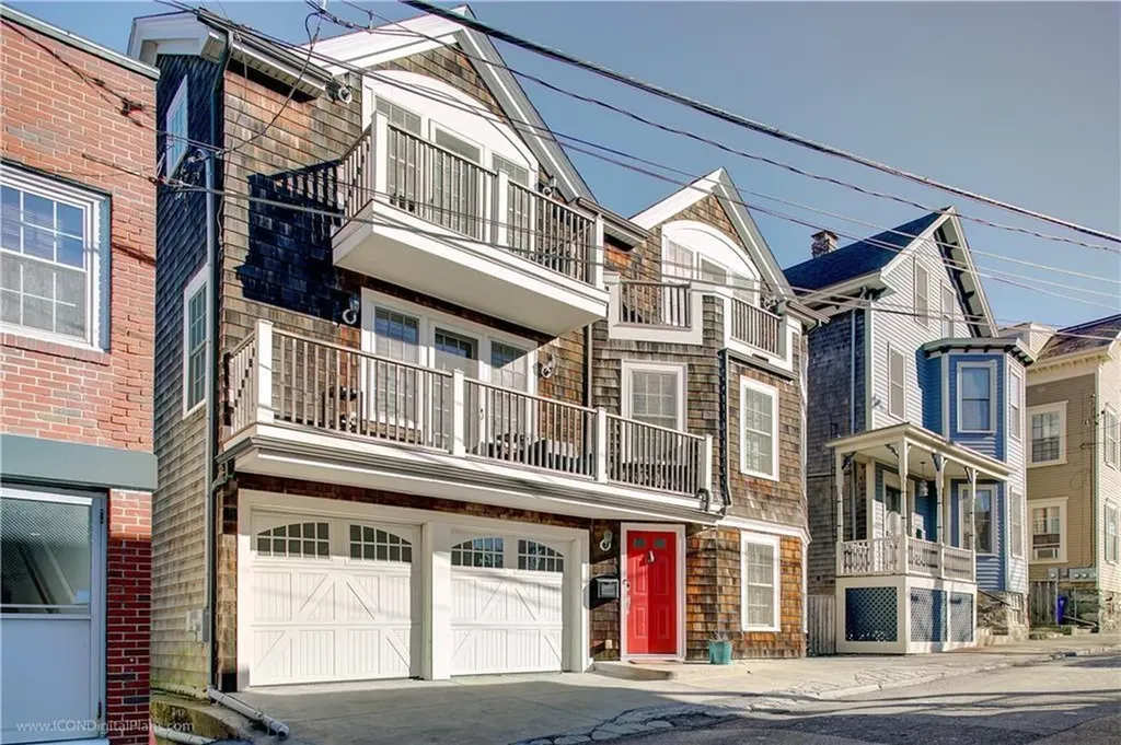 4 Barney Street Newport RI 02840