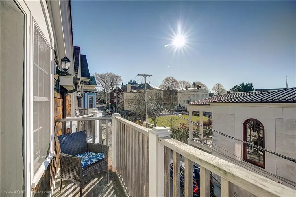 4 Barney Street Newport RI 02840